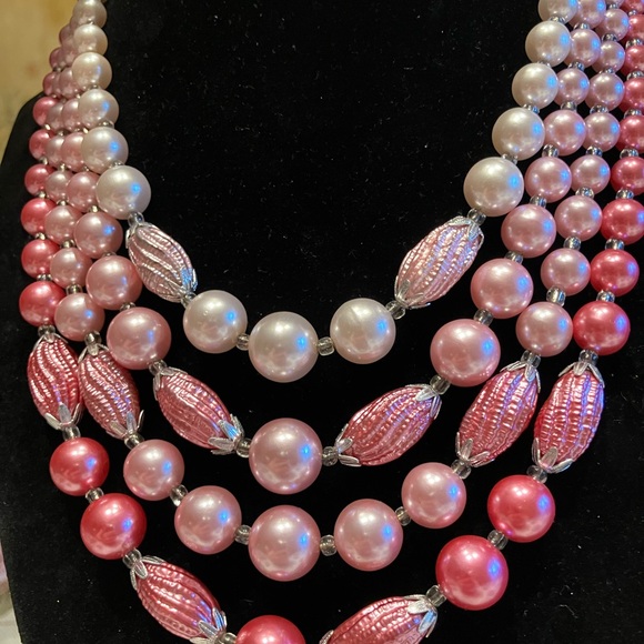 JAPAN SIGNED FOUR STRAND OF GORGEOUS FAUX PEARLS PINK BEADS AND BEAD CAPS - Picture 5 of 17